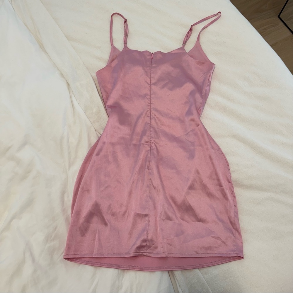 Missguided Petite Blush Satin Dress - Picture 3 of 3